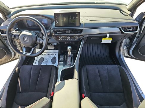 Certified 2025 Acura ADX A-Spec image 9