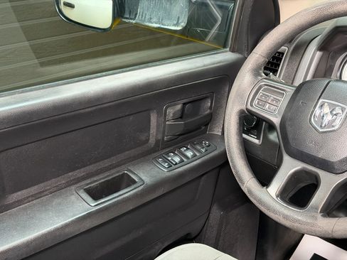 Used 2017 RAM 2500 Tradesman w/ Chrome Appearance Group image 23