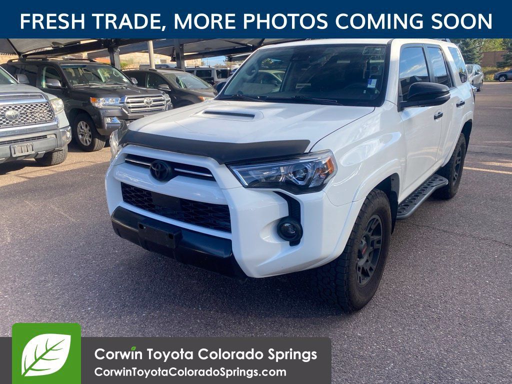 Used 2021 Toyota 4Runner Venture w/ Moonroof Package AWD/4WD image 3