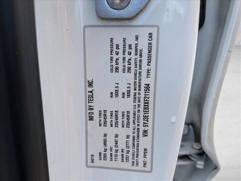 Used 2019 Tesla Model 3 Long Range AWD/4WD image 17