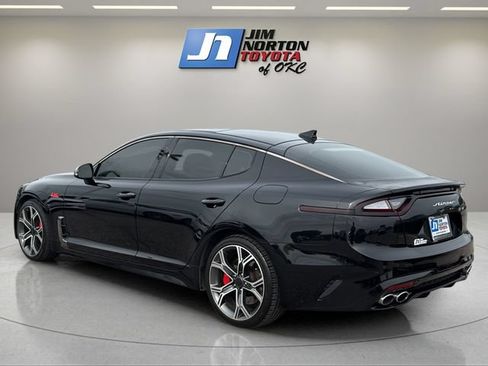 Used 2018 Kia Stinger GT2 AWD/4WD image 7