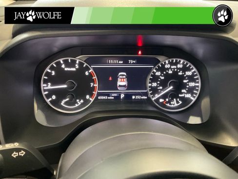 Used 2024 Nissan Rogue S AWD/4WD image 14