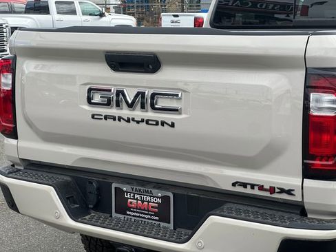 New 2026 GMC Canyon AT4X w/ LPO, Black Badging Package image 13