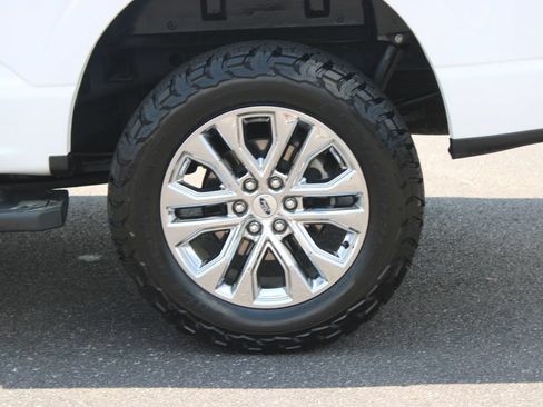 Used 2024 Ford F150 Lariat w/ Equipment Group 502A High AWD/4WD image 17