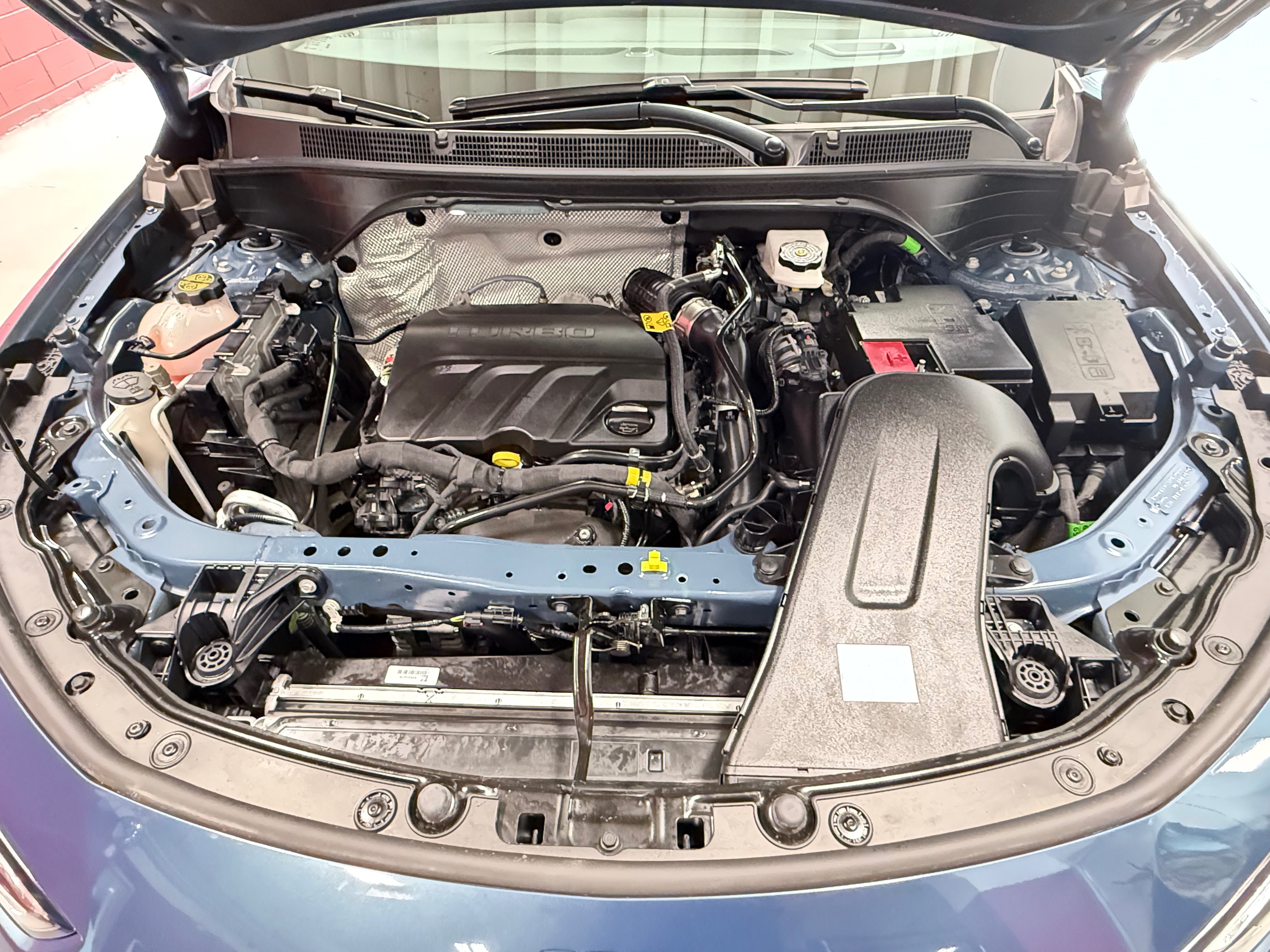 Used 2025 Buick Envista Avenir FWD image 13