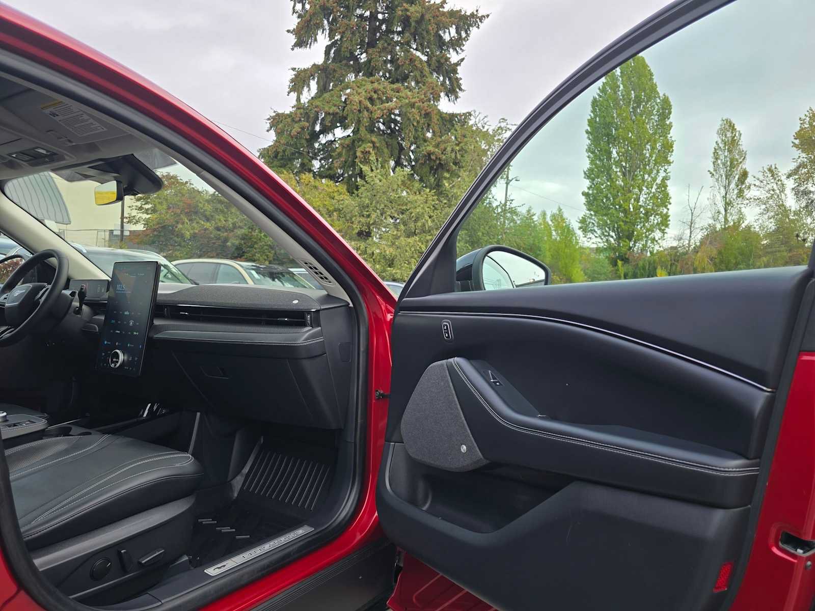 Used 2023 Ford Mustang Mach-E Premium AWD/4WD image 11