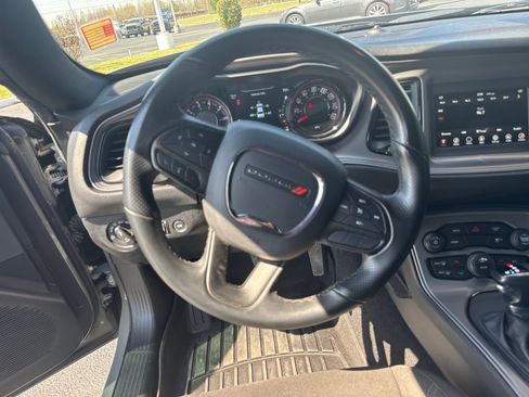 Used 2023 Dodge Challenger SXT w/ Blacktop Package image 20