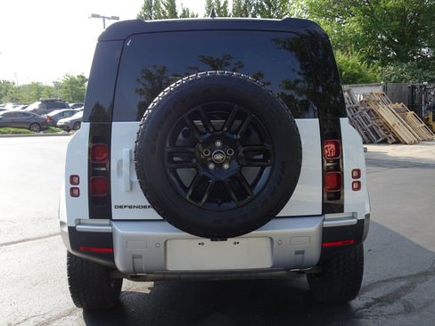 Certified 2024 Land Rover Defender 110 S AWD/4WD image 9
