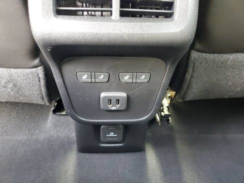 Used 2020 Chevrolet Equinox Premier FWD image 14