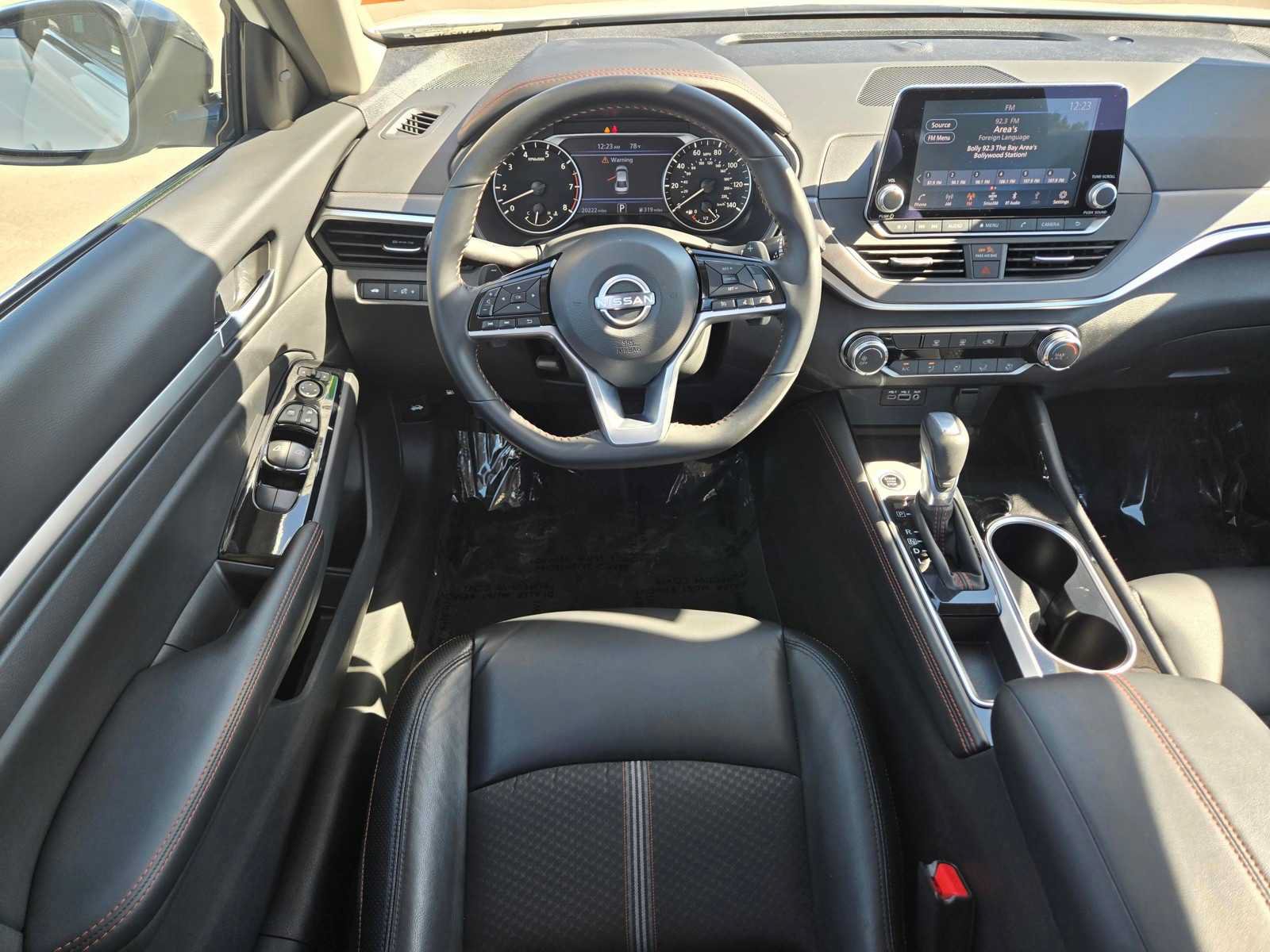 Used 2025 Nissan Altima 2.5 SR FWD image 16