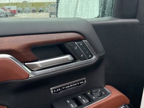 Certified 2023 GMC Sierra 1500 Denali Ultimate image 11