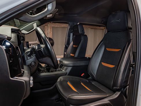 Used 2023 GMC Sierra 1500 AT4 w/ Technology Package image 23