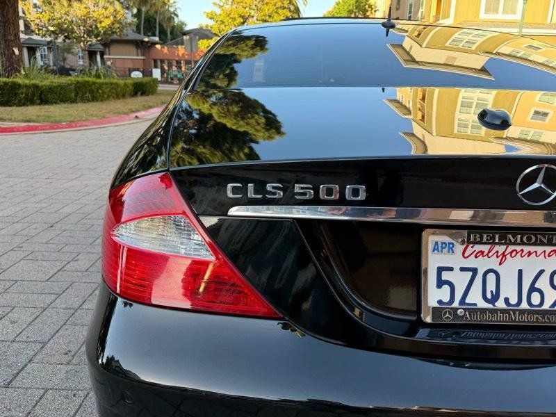Used 2006 Mercedes-Benz CLS 500 image 28
