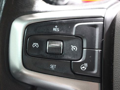 Used 2022 Chevrolet Silverado 2500 LTZ w/ LTZ Convenience Package AWD/4WD image 11