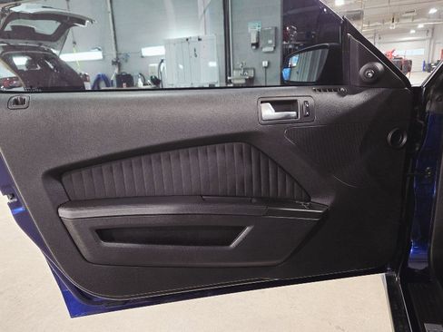 Used 2012 Ford Mustang Boss 302 w/ Boss 302 Accessory Pkg image 8