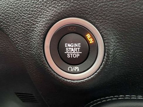 Used 2020 Dodge Challenger SXT w/ Blacktop Package image 28