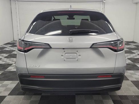 Certified 2025 Honda HR-V LX image 5