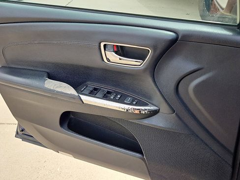 Used 2014 Toyota Avalon XLE FWD image 9