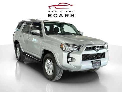 Used 2018 Toyota 4Runner SR5 image 3