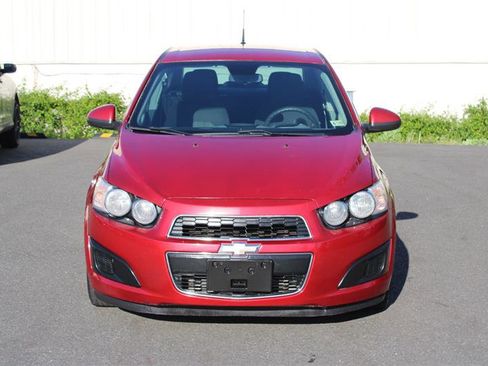 Used 2013 Chevrolet Sonic LT image 3