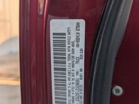 Used 2012 RAM 2500 Laramie image 22