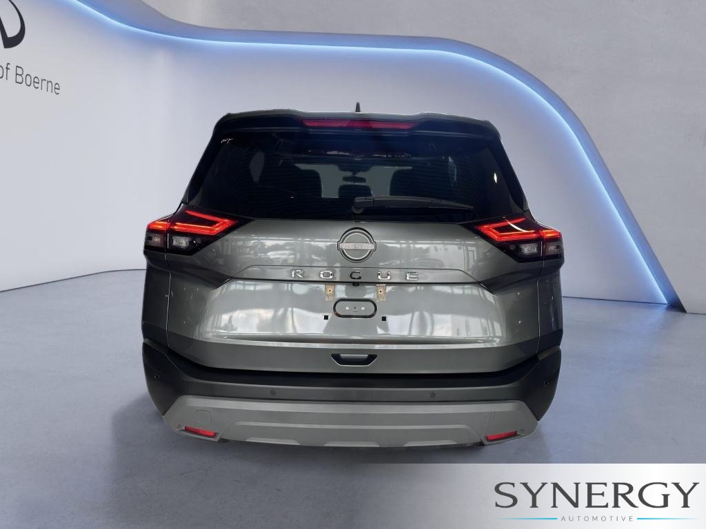 Used 2023 Nissan Rogue S FWD image 5
