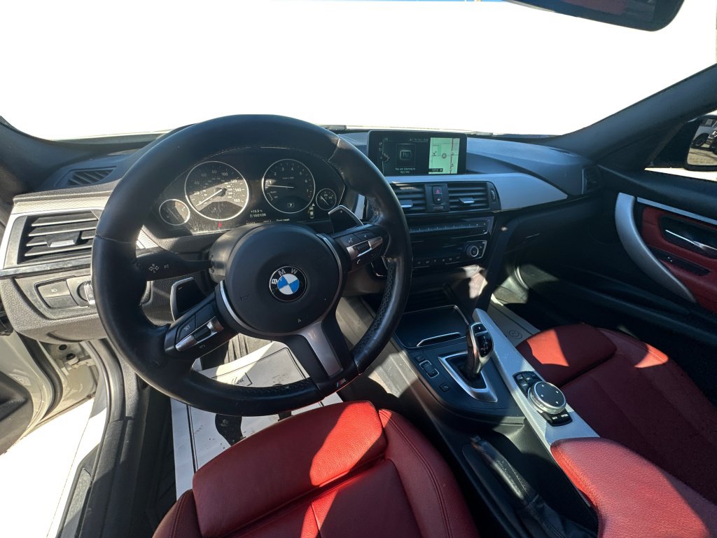 Used 2017 BMW 330i xDrive Sedan AWD/4WD image 31