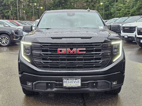 Used 2025 GMC Sierra 1500 Elevation image 42