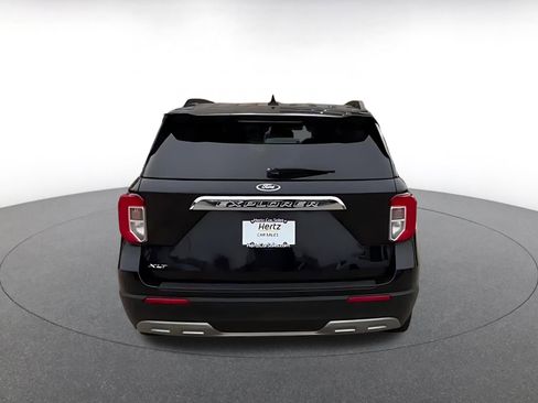 Used 2024 Ford Explorer XLT w/ Equipment Group 202A image 12
