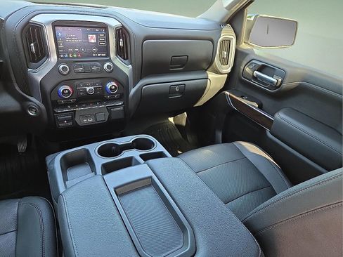 Used 2021 GMC Sierra 1500 SLT AWD/4WD image 12