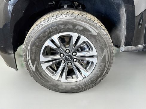 Used 2021 Chevrolet Colorado Z71 w/ Safety Package RWD image 37