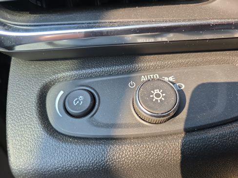 Used 2024 Buick Envista Preferred FWD image 20
