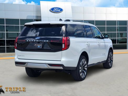 New 2026 Ford Expedition Platinum w/ Driver's Package AWD/4WD image 5