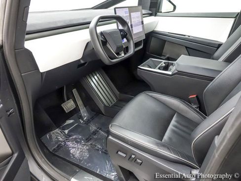 Used 2024 Tesla Cybertruck Cyberbeast image 13