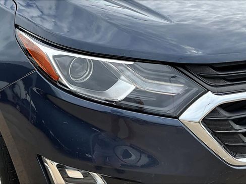 Used 2018 Chevrolet Equinox LT FWD image 26
