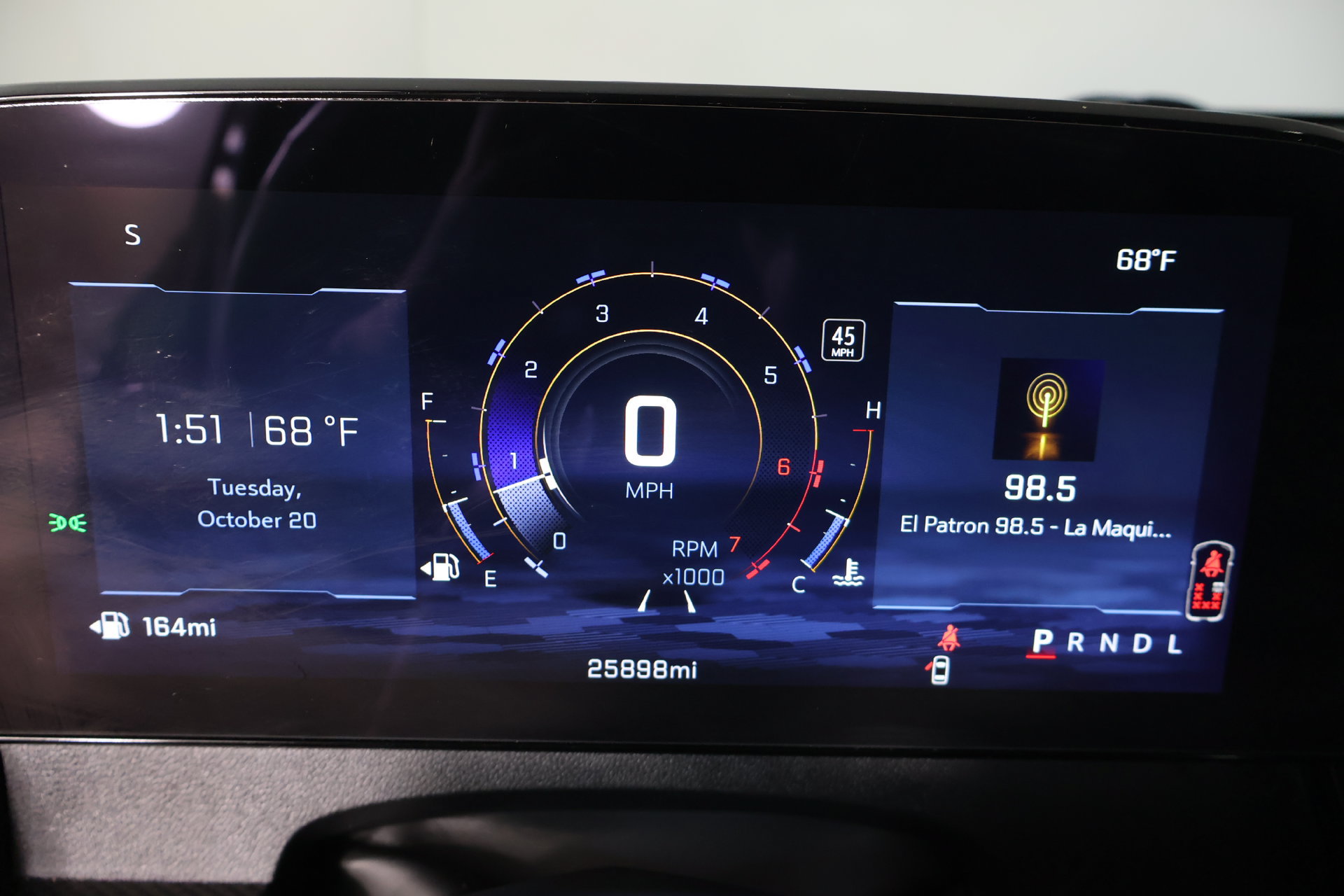 Used 2025 Chevrolet Traverse High Country FWD image 4