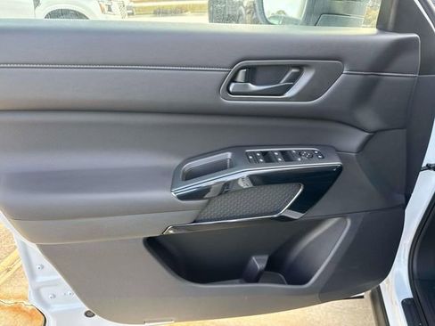 New 2026 Nissan Pathfinder SV FWD image 22