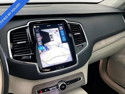Used 2024 Volvo XC90 B6 Ultimate w/ Protection Package Premier AWD/4WD image 27