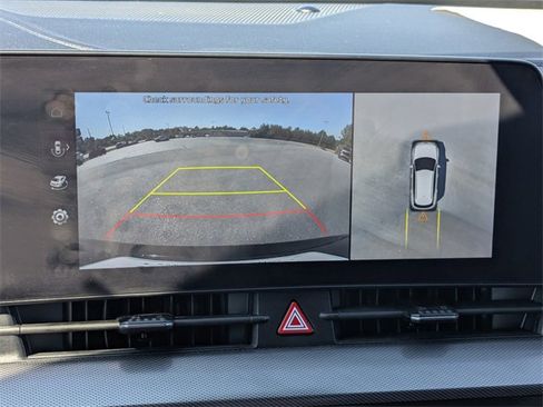 Used 2023 Kia Sportage SX image 24