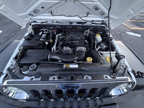 Used 2016 Jeep Wrangler Sport image 23