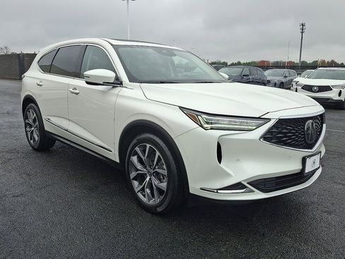 Certified 2024 Acura MDX SH-AWD w/ Technology Package image 3