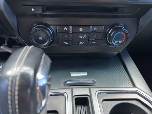 Used 2018 Ford F150 XLT w/ Equipment Group 302A Luxury AWD/4WD image 22