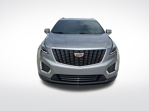 New 2026 Cadillac XT5 Luxury image 3