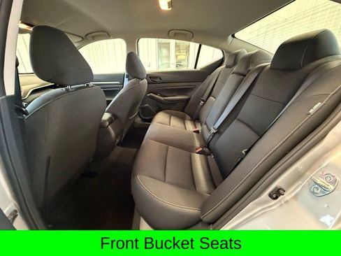 Used 2023 Nissan Altima 2.5 SV image 14