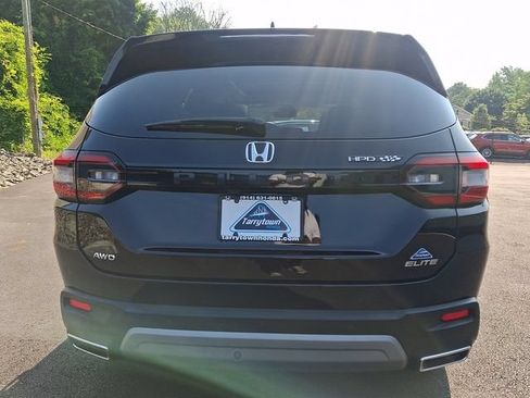 Used 2023 Honda Pilot Elite image 5
