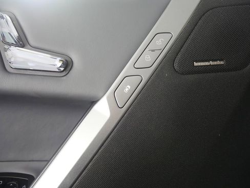 New 2026 BMW iX xDrive60 w/ M Sport Package image 9