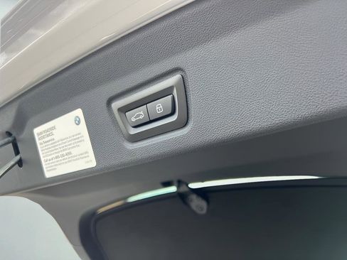 Used 2023 BMW i4 eDrive35 RWD image 28
