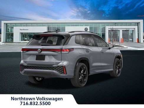 New 2026 Volkswagen Tiguan SE R-Line AWD/4WD image 2