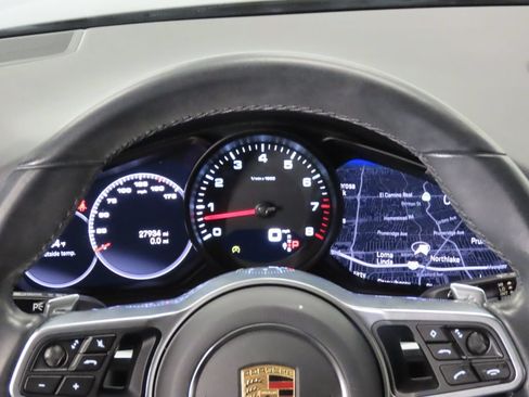 Certified 2023 Porsche Cayenne Coupe AWD/4WD image 17