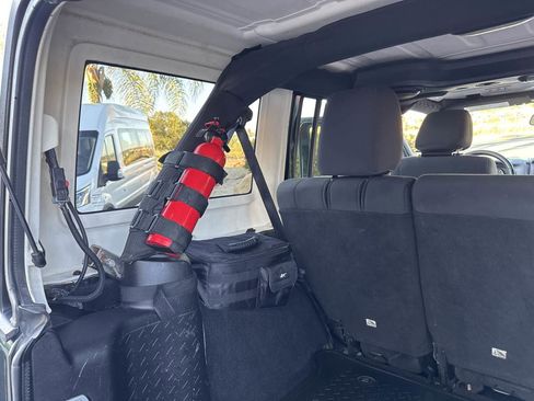 Used 2012 Jeep Wrangler Unlimited Sport image 20